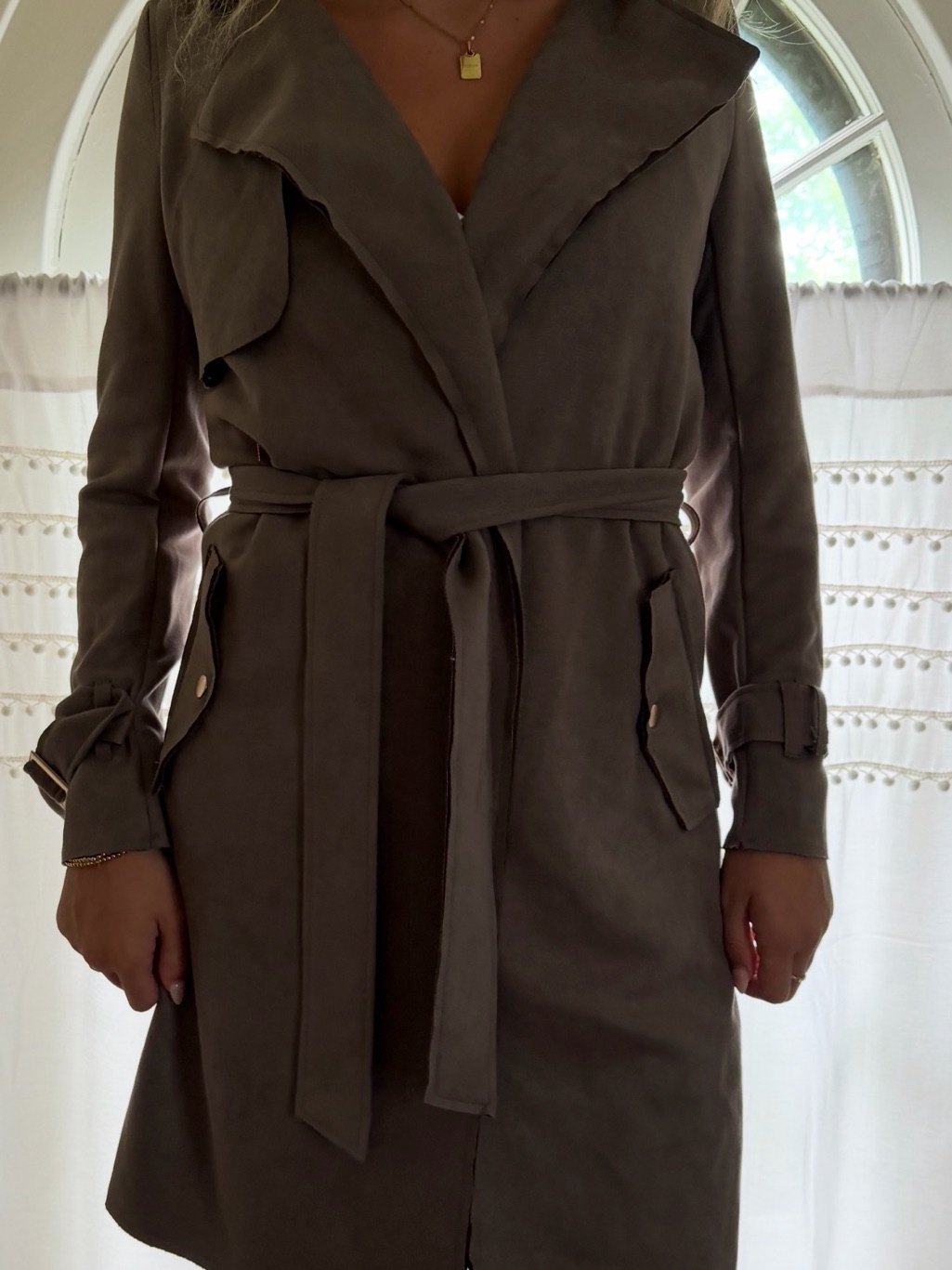 Gray Long Trench/Wrap Coat With Buttoned Cuffs. Faux Suede (Sz Small)